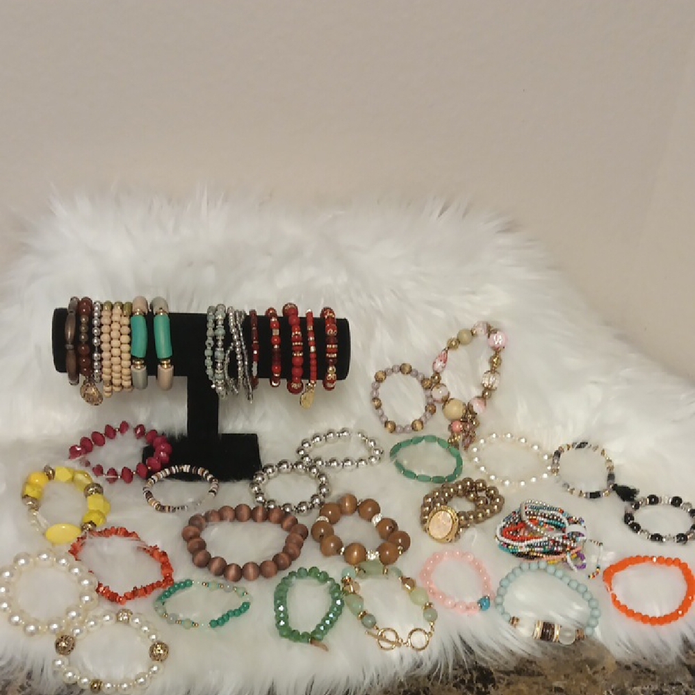 Elegant Multicolor Beaded Bracelet Set